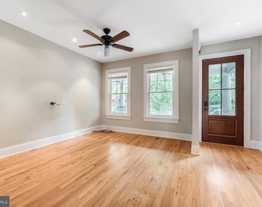 1871 Newton Street Nw - Photo Thumbnail 4