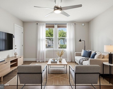 1231 Penn Street Ne - Photo Thumbnail 4