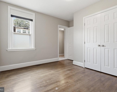 1231 Penn Street Ne - Photo Thumbnail 17