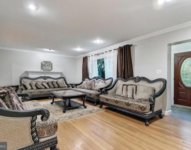 2108 48th Street Nw - Photo Thumbnail 2