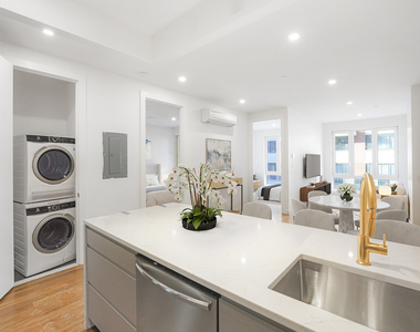 138-25 Barclay Ave 11355 - Photo Thumbnail 6