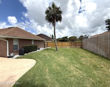 8997 Adams Walk Drive - Photo Thumbnail 8