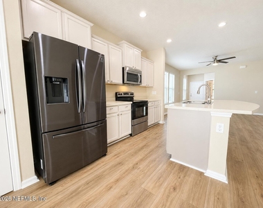 550 Drysdale Drive - Photo Thumbnail 4