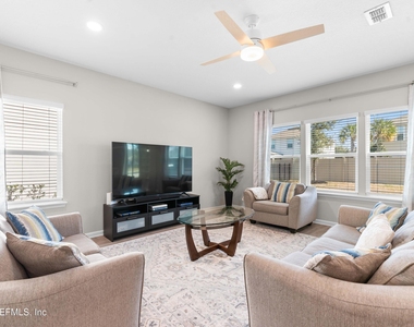 3906 Heatherbrook Place - Photo Thumbnail 15