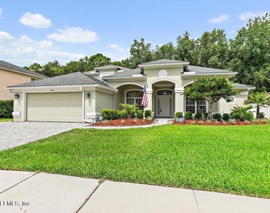 8884 Hampton Landing Drive E - Photo Thumbnail 32