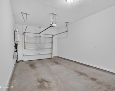 39 Mellowood Lane - Photo Thumbnail 27