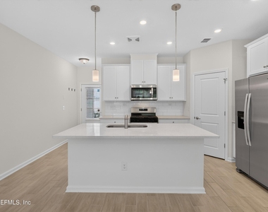 39 Mellowood Lane - Photo Thumbnail 9