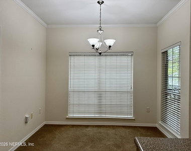 7800 Point Meadows Drive - Photo Thumbnail 17