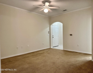 7800 Point Meadows Drive - Photo Thumbnail 14