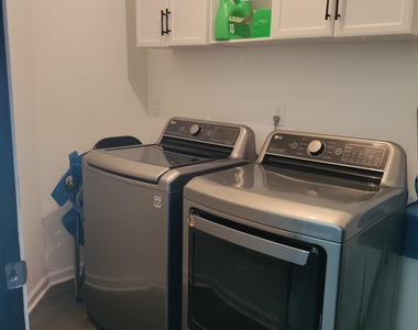 4260 Hemlock Street - Photo Thumbnail 20