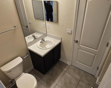 7683 Legacy Trail - Photo Thumbnail 13