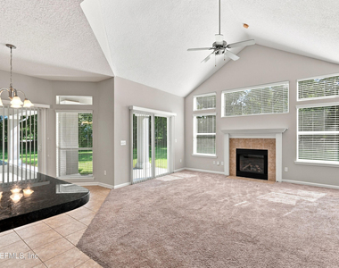 4424 N N Alatamaha Street - Photo Thumbnail 9