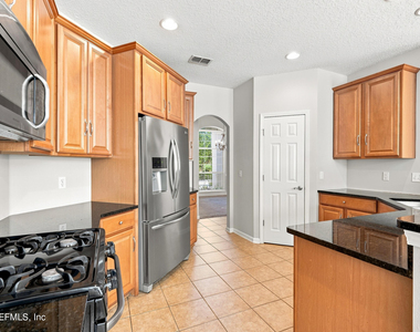 4424 N N Alatamaha Street - Photo Thumbnail 6