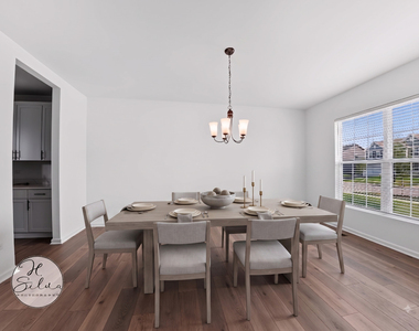 10784 Saxony Street - Photo Thumbnail 2
