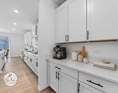 10784 Saxony Street - Photo Thumbnail 5