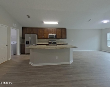 11617 Palladio Way - Photo Thumbnail 3