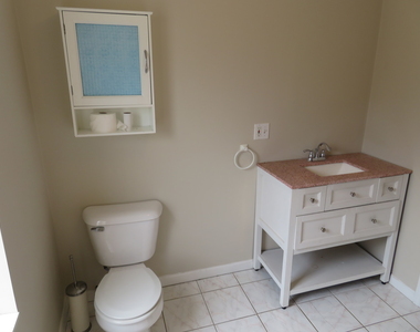 6957 W Fletcher Street - Photo Thumbnail 9