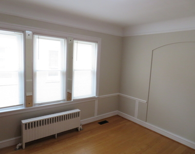 6957 W Fletcher Street - Photo Thumbnail 29
