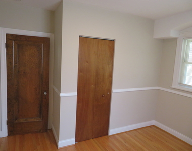 6957 W Fletcher Street - Photo Thumbnail 36