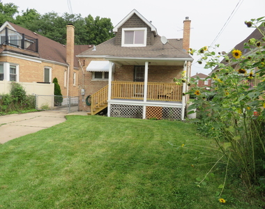 6957 W Fletcher Street - Photo Thumbnail 44