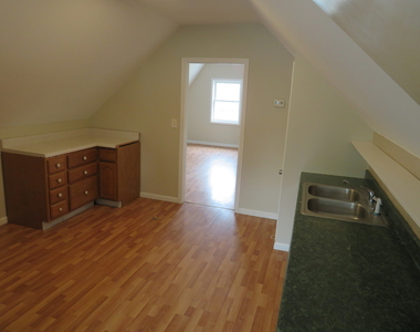 6957 W Fletcher Street - Photo Thumbnail 13