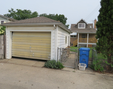 6957 W Fletcher Street - Photo Thumbnail 46
