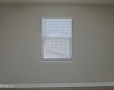 3572 Raymur Villa Drive - Photo Thumbnail 8