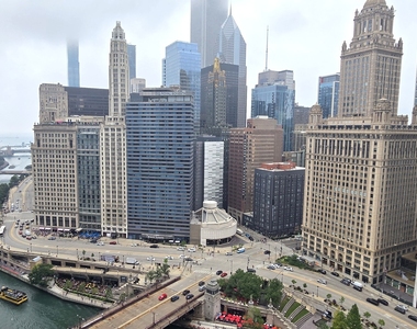 300 N State Street - Photo Thumbnail 8
