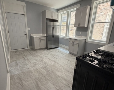 3821 W Fillmore Street - Photo Thumbnail 4