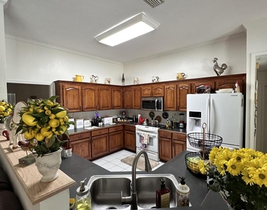 22490 Pine Street - Photo Thumbnail 7