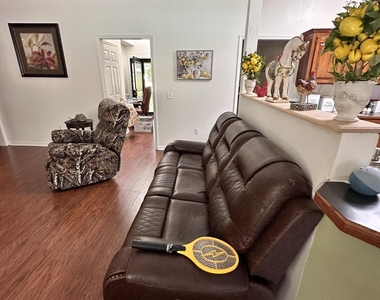 22490 Pine Street - Photo Thumbnail 5