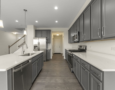 4200 Calder Lane - Photo Thumbnail 6
