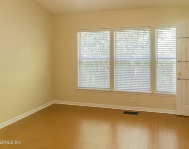 3514 Twisted Tree Lane - Photo Thumbnail 8