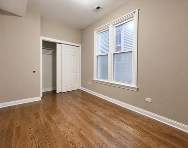 1807 N Lawndale Avenue - Photo Thumbnail 7