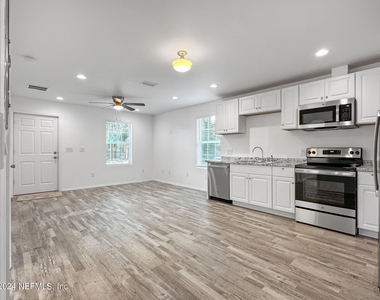 2220 Flesher Avenue - Photo Thumbnail 5
