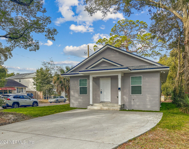 2220 Flesher Avenue - Photo Thumbnail 2