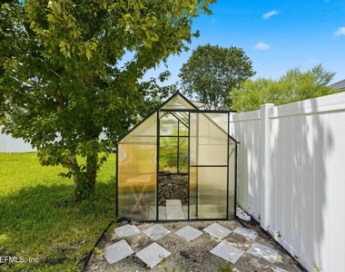 9847 Sailor Drive - Photo Thumbnail 27