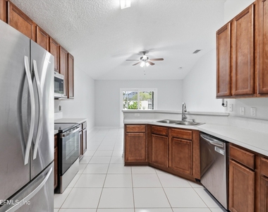 9847 Sailor Drive - Photo Thumbnail 1
