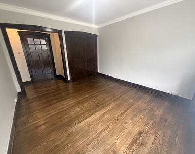 104 Lincoln Avenue - Photo Thumbnail 1
