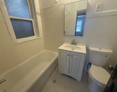104 Lincoln Avenue - Photo Thumbnail 14