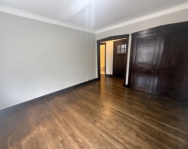 104 Lincoln Avenue - Photo Thumbnail 3