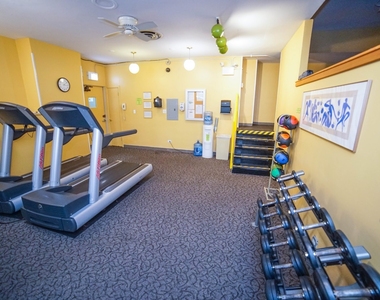 6301 N Sheridan Road - Photo Thumbnail 17