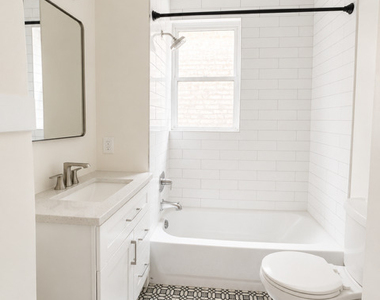 2623 W 21st Place - Photo Thumbnail 5