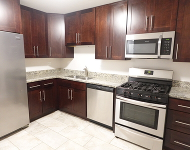 1206 E Fairview Street - Photo Thumbnail 11
