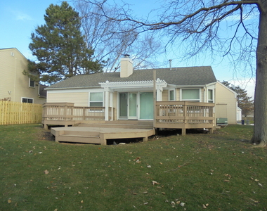 1534 Saint Andrews Circle - Photo Thumbnail 1