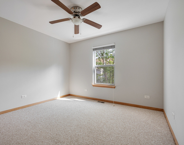 5568 Cambridge Way - Photo Thumbnail 18