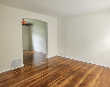 2510 E 96th Street - Photo Thumbnail 2