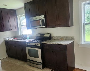 2510 E 96th Street - Photo Thumbnail 5