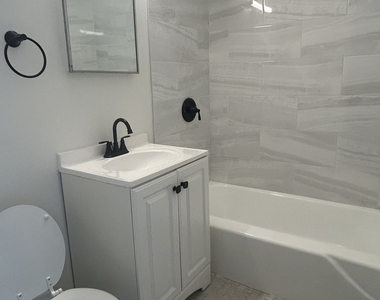 1450 E 55th Place - Photo Thumbnail 17