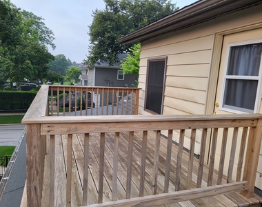 345 N Addison Avenue - Photo Thumbnail 16